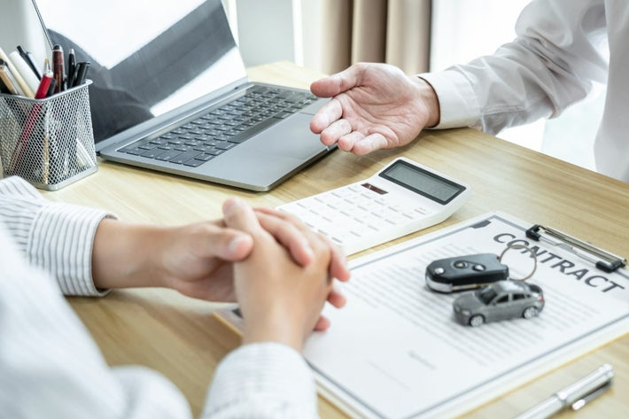 Signature d un contrat de vente de voiture d occasion sans controle technique