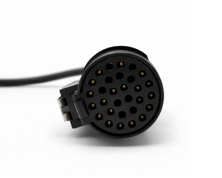 Adaptateur Iveco Trucks 30 broches de diagnostic avec fiche circulaire noire et connecteurs dorés