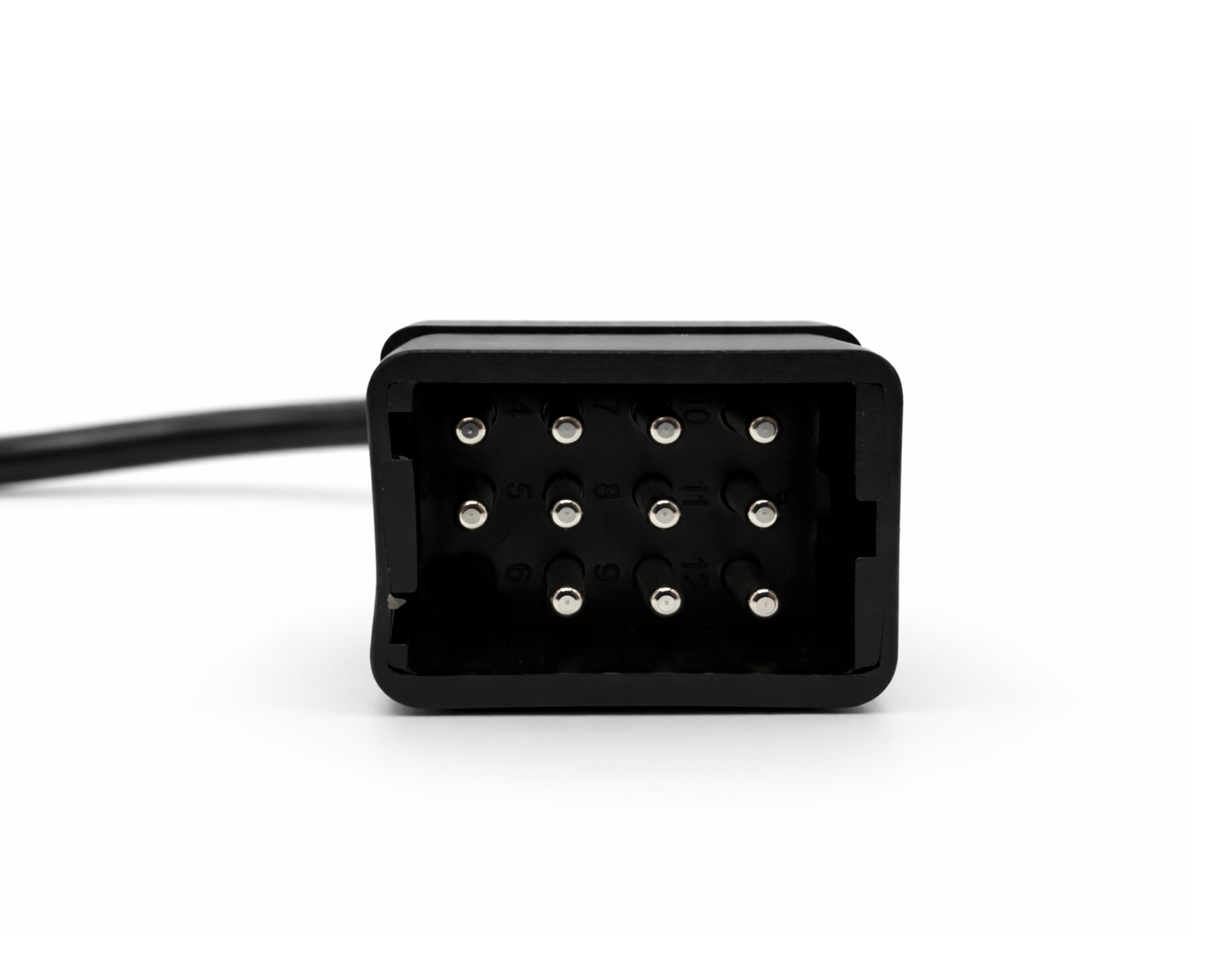 Vue de face du connecteur adaptateur OBD2 Renault 12 broches pour diagnostic