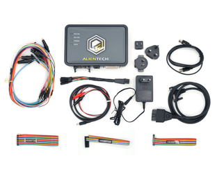 Pack complet Alientech KESSv3 version Master avec câbles et adaptateurs de diagnostic