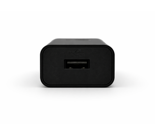 Vue de face d un adaptateur secteur usb compatible avec les valises icarsoft