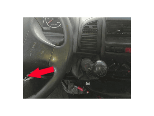 Prise de diagnostic OBD Citroën Jumper 1 Phase 2 localisée sous le volant pour valise iCarsoft