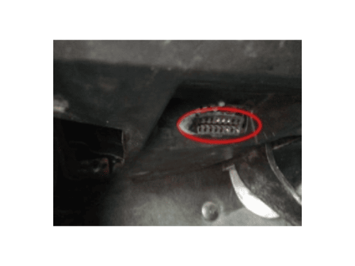 Localisation de la prise de diagnostic OBD2 sur une Chevrolet Caprice 6