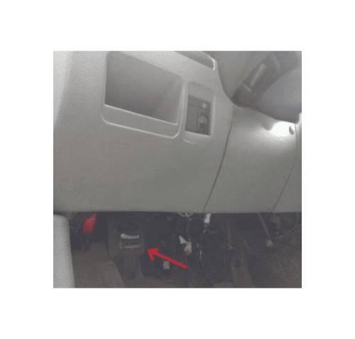 Une flèche rouge indique l emplacement de la prise OBD pour le diagnostic d un Citroën Jumpy