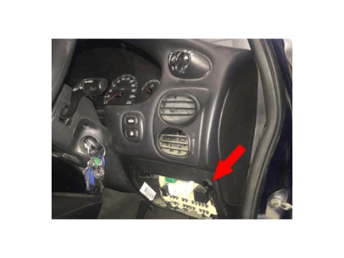 Localisation de la prise de diagnostic OBD sur le tableau de bord d une Ford Falcon 4 RHD