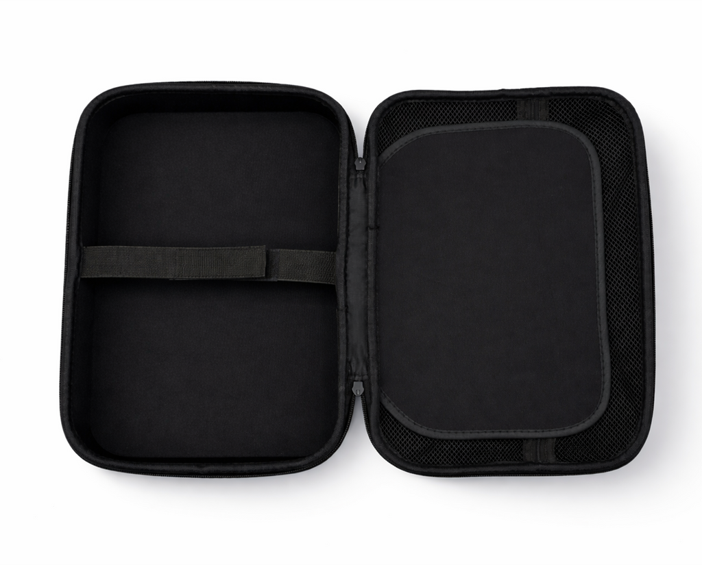 Vue interieure vide de l etui de transport noir pour valise de diagnostic iCarsoft