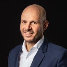 Portrait professionnel du fondateur de la marque iCarsoft France