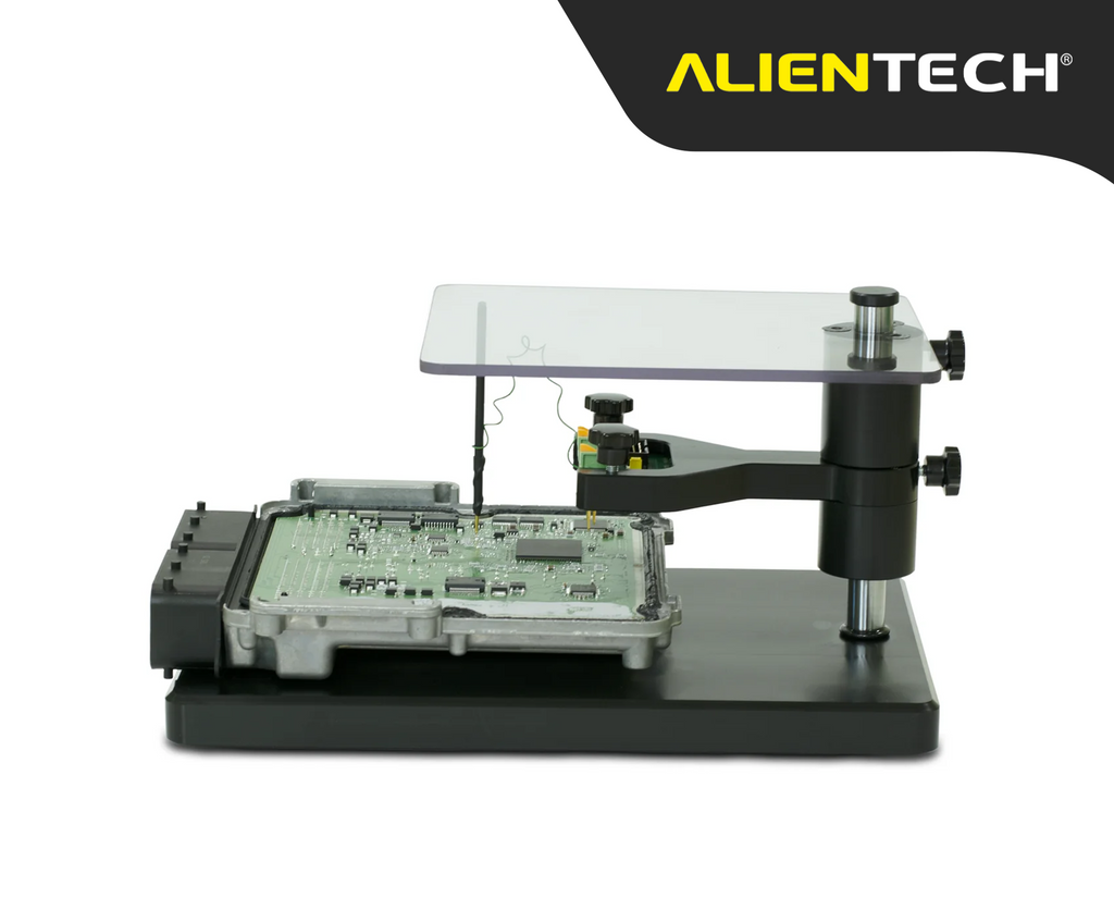 Support de positionnement Alientech avec sonde pour programmation de calculateur moteur
