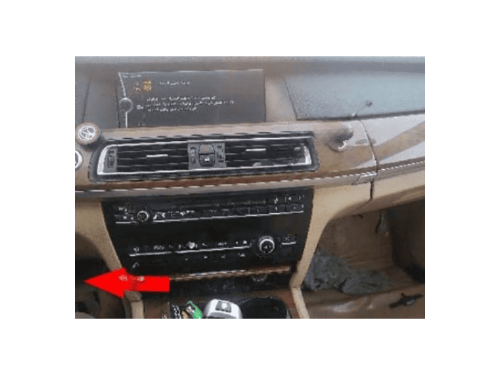 Console centrale et autoradio de BMW Serie 7 F01 F02 phase 1 pour diagnostic
