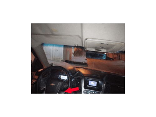 Vue intérieure du tableau de bord d une Chevrolet Suburban pour diagnostic iCarsoft